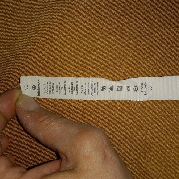 Lululemon black leggings sheer material from mid thigh down size 12 - Picture 3 of 6